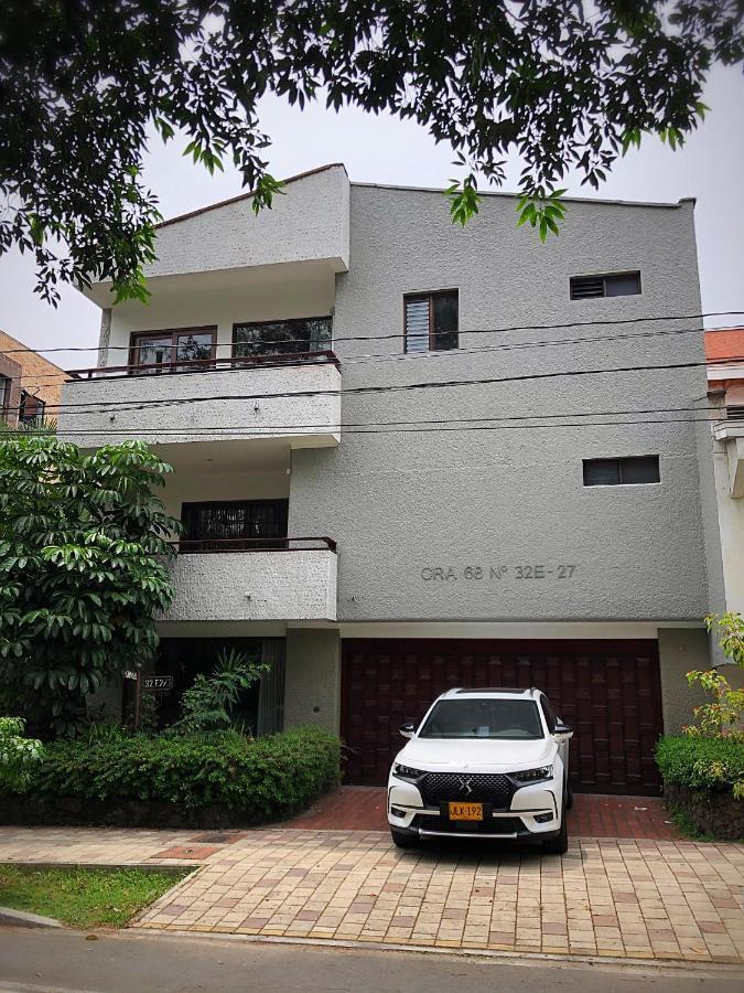 Casa Rosales Hotel เมเดยิน ภายนอก รูปภาพ