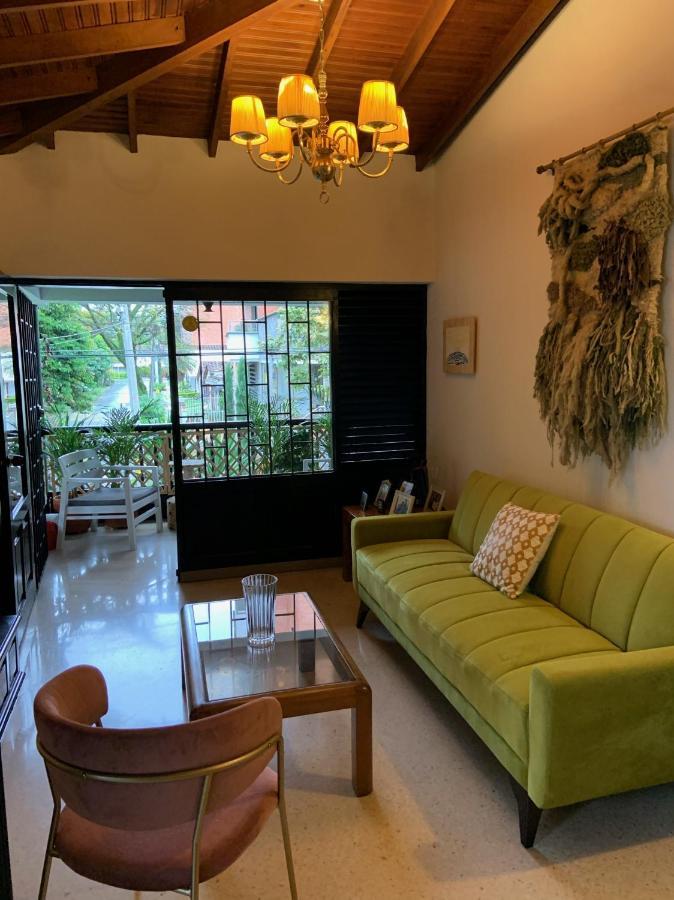 Casa Rosales Hotel เมเดยิน ภายนอก รูปภาพ